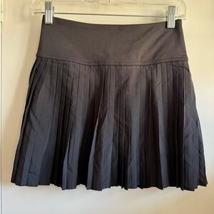 Fabletics Black Pleated Mini Skirt with Shorts, Size Small
